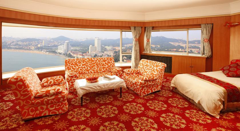 Donghai Grand Hotel Qingdao Esterno foto