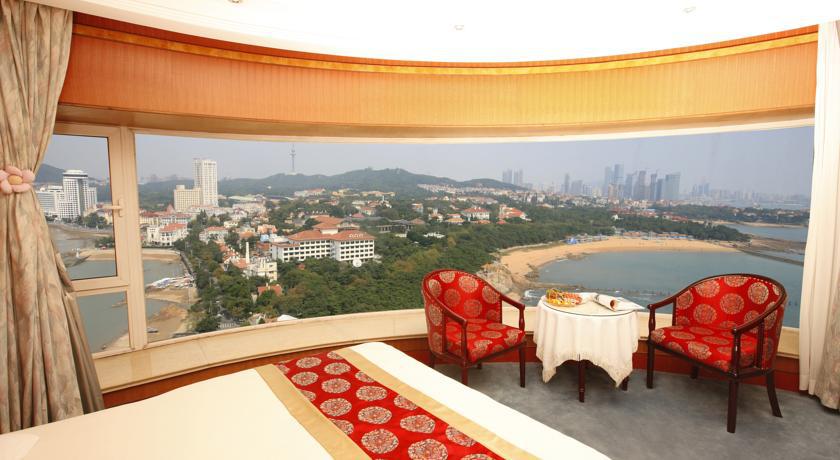 Donghai Grand Hotel Qingdao Esterno foto