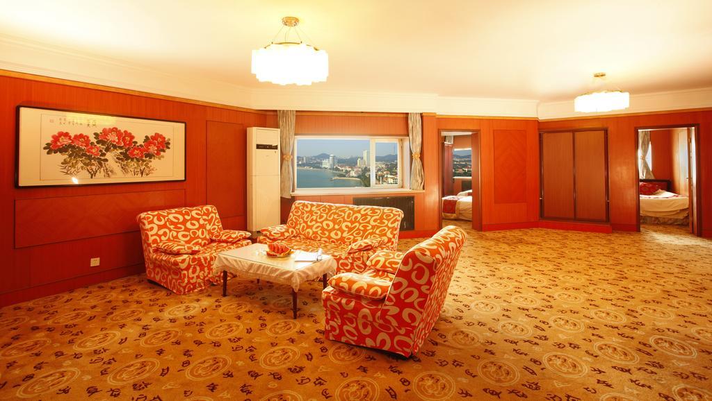 Donghai Grand Hotel Qingdao Camera foto